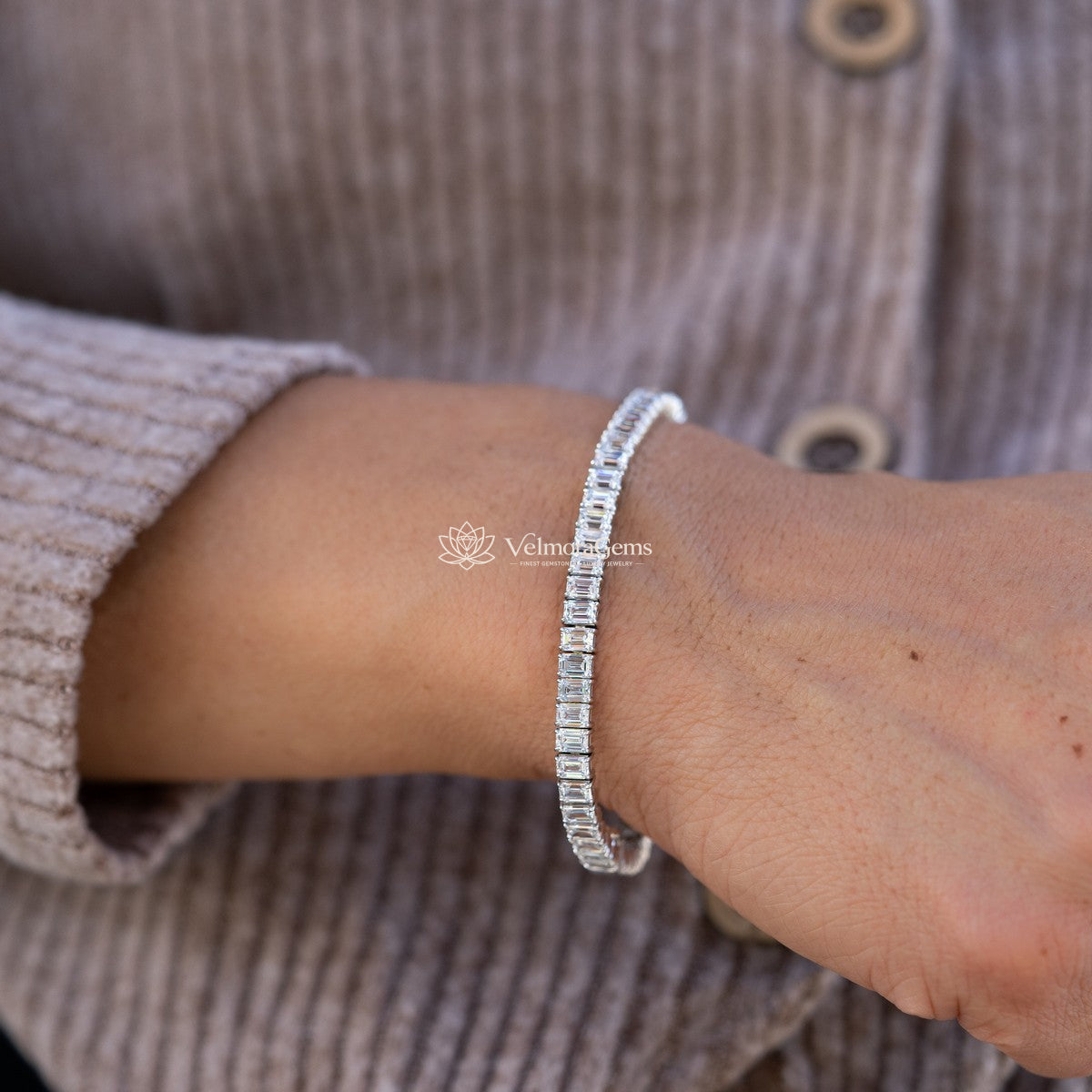 Lab-Created Diamond Emerald Cut Tennis Bracelet E-F VS)