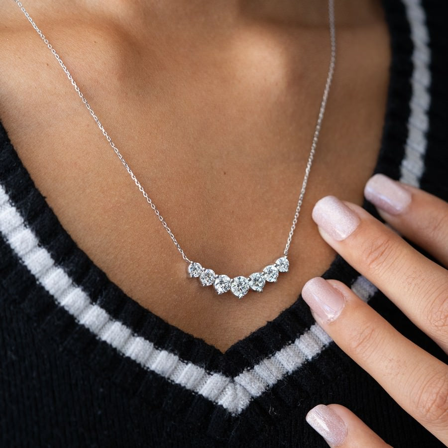 Natural Diamond Graduated 7-Stone Necklace F-G SI)