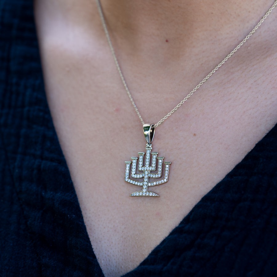 Natural Diamond Menorah Pendant Necklace F-G SI)