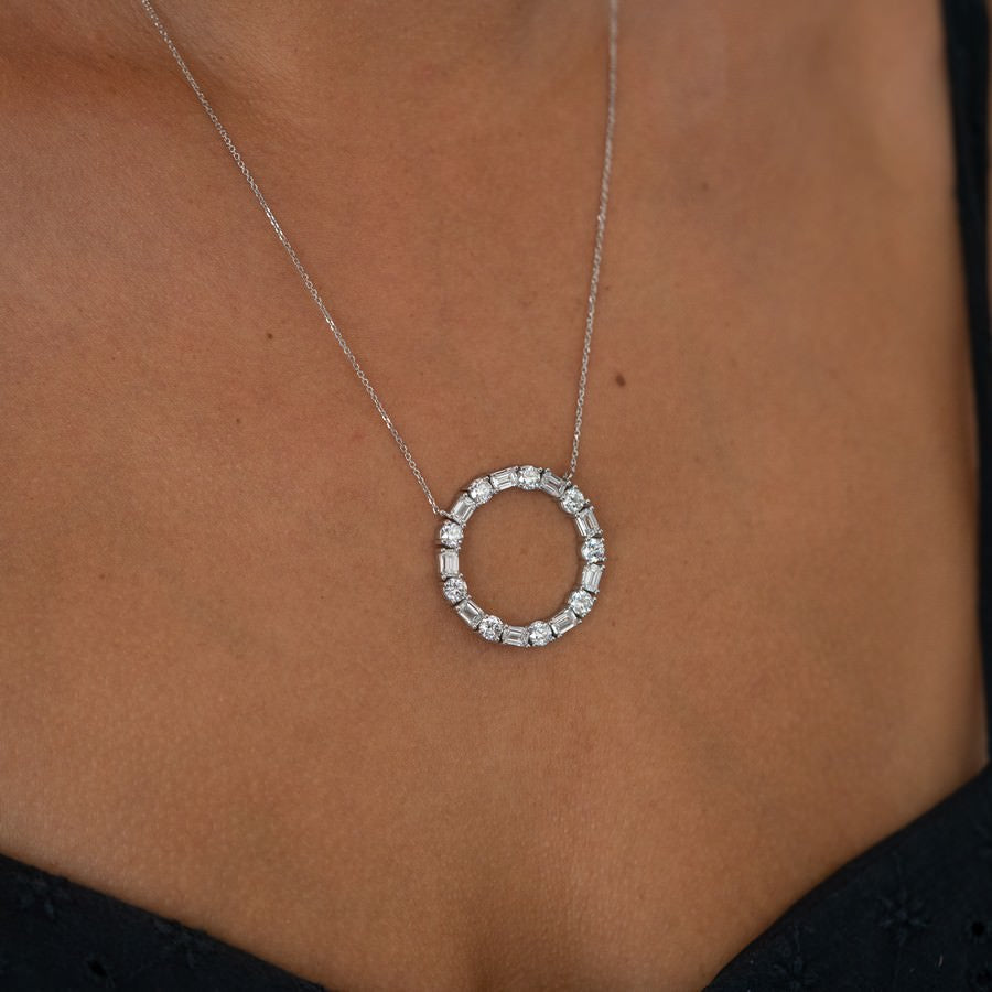 Unity Circle Necklace – Round & Emerald Lab-Created Diamonds F-G VS)