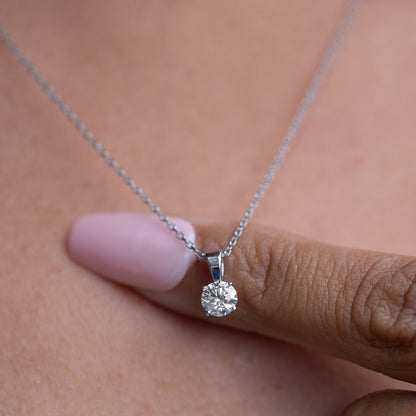 Natural Diamond Solitaire Pendant Necklace G-H SI3)