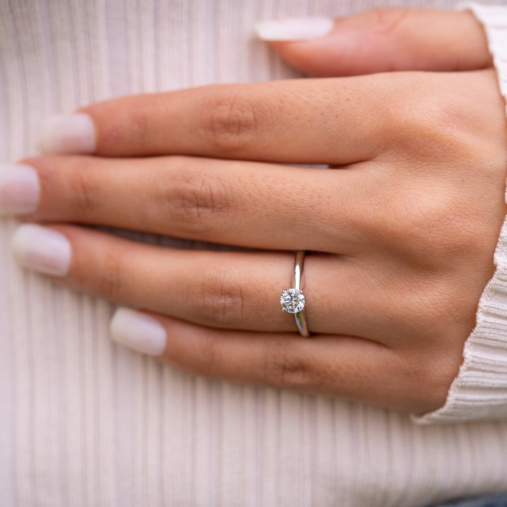 Natural Diamond Classic Solitaire Ring F-G SI)