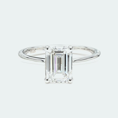 IGI Certified Lab-Created Diamond Emerald Solitaire Ring F VS)