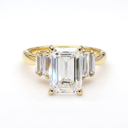 IGI Certified Lab-Created Diamond Emerald 5-Stone Ring F VS)
