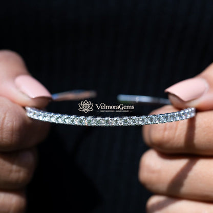 Lab-Created Diamond Halfway Flex Bangle F-G VS)