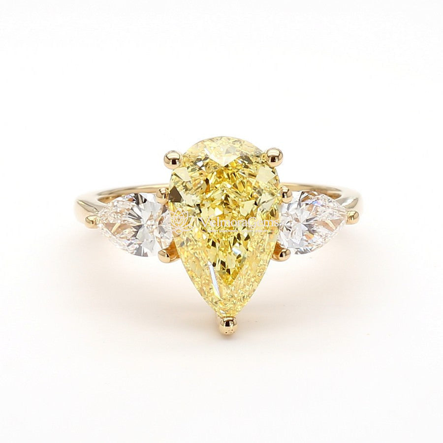 IGI Certified Pear Lab-Created Diamond 3-Stone Ring Yellow SI)
