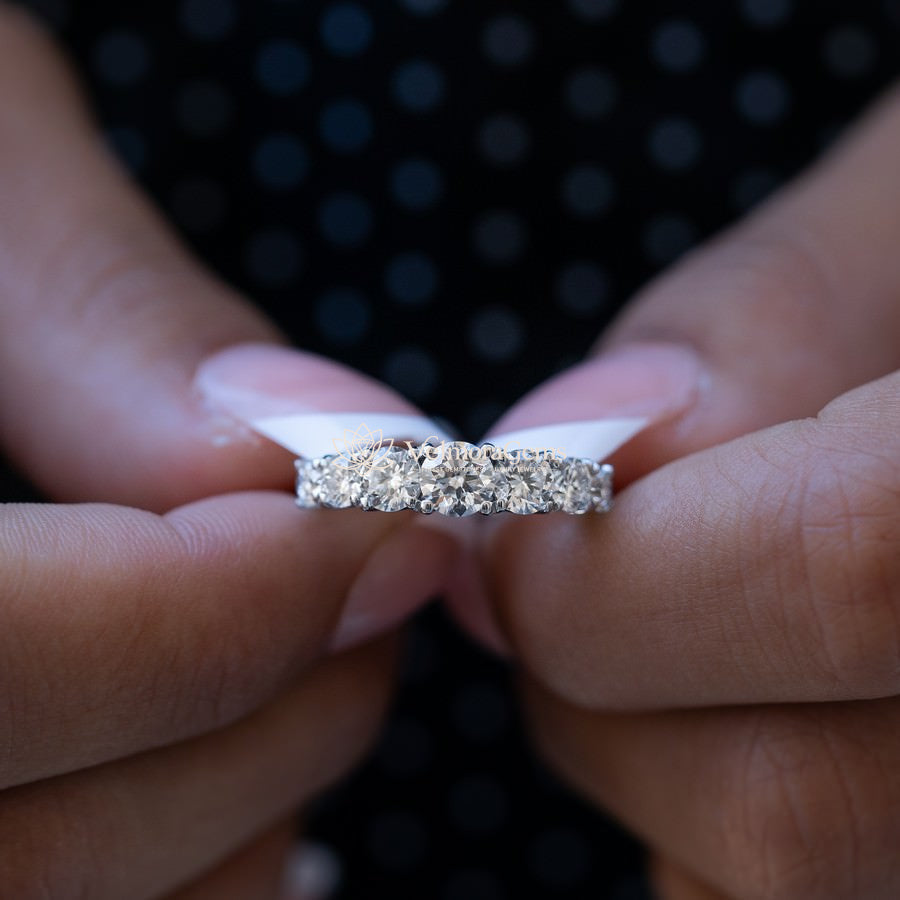 Lab-Created Diamond Graduated 7 Stone Anniversary Ring F-G VS)
