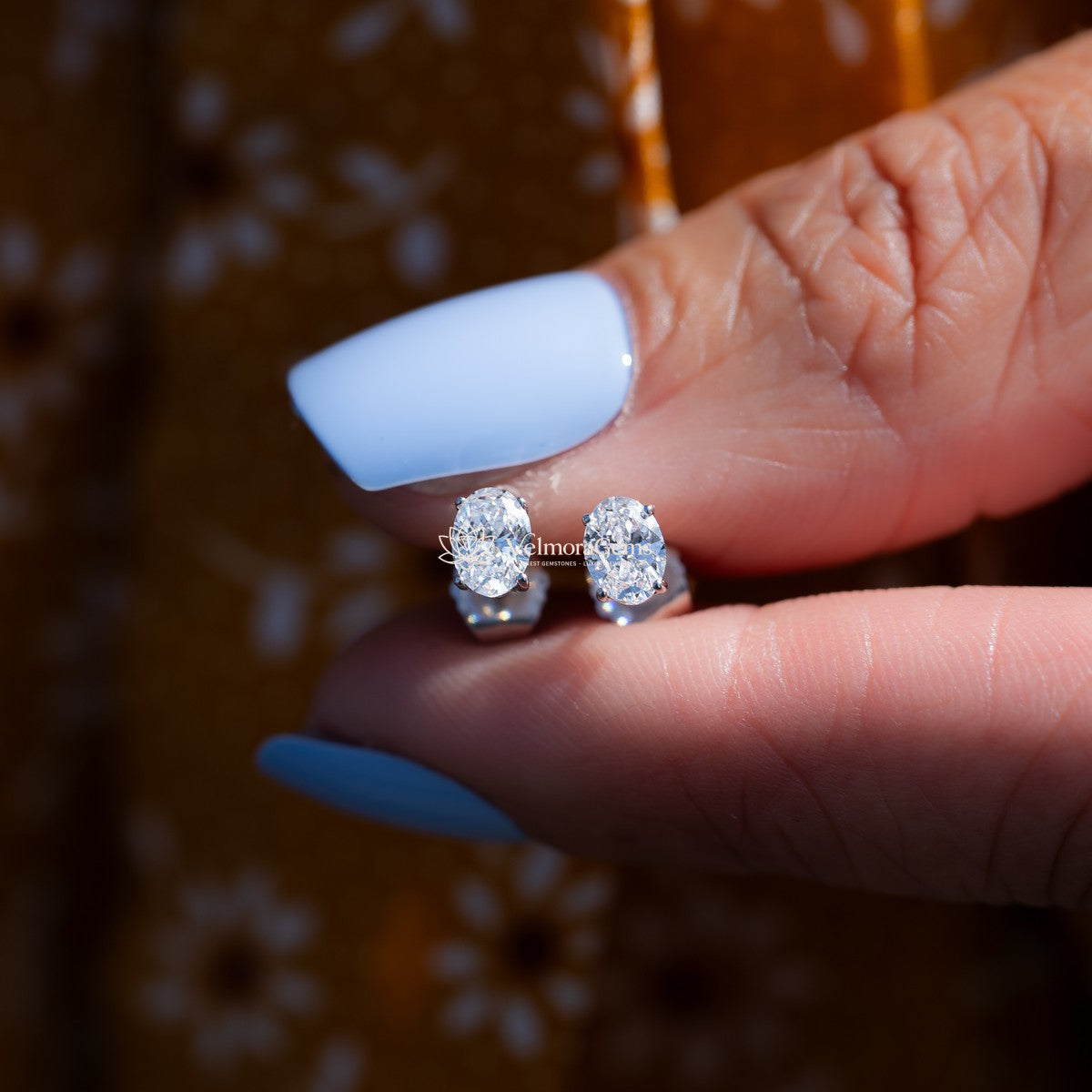 14K White Gold Oval Matching Stud Earrings