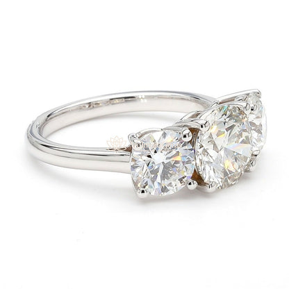 IGI Certified Lab-Created Diamond Round 3 Stone Ring F VS)