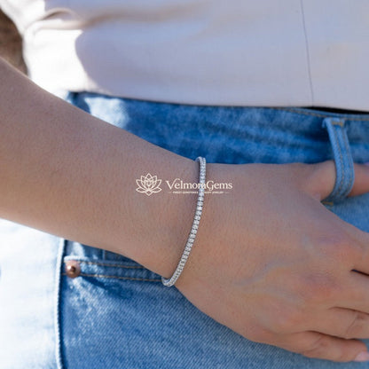 Lab-Created 4-Prong Diamond Elastic Tennis Bracelet F-G VS)