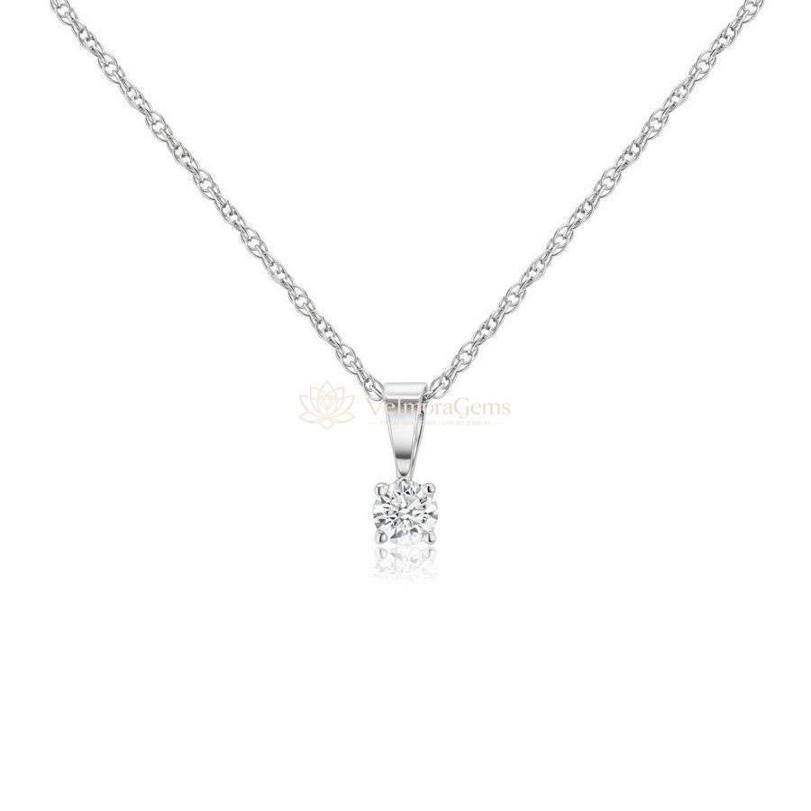 Petite Round Duo – Lab Diamond Matching Stud Earrings & Pendant (F-G SI)