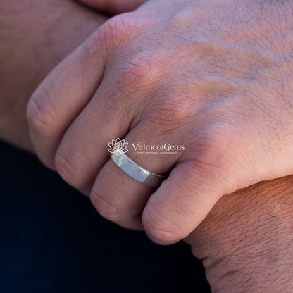 Hidden Edge Natural Diamond Wedding Band F-G SI)