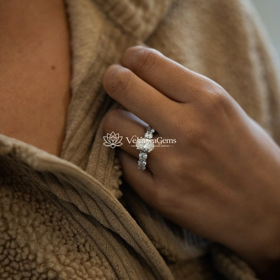 IGI Certified Lab-Created Diamond Oval Crown of Stars Ring F VS)