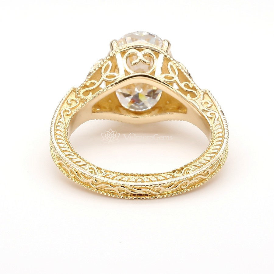 IGI Certified Lab-Created Diamond Oval Antique Ring F VS)