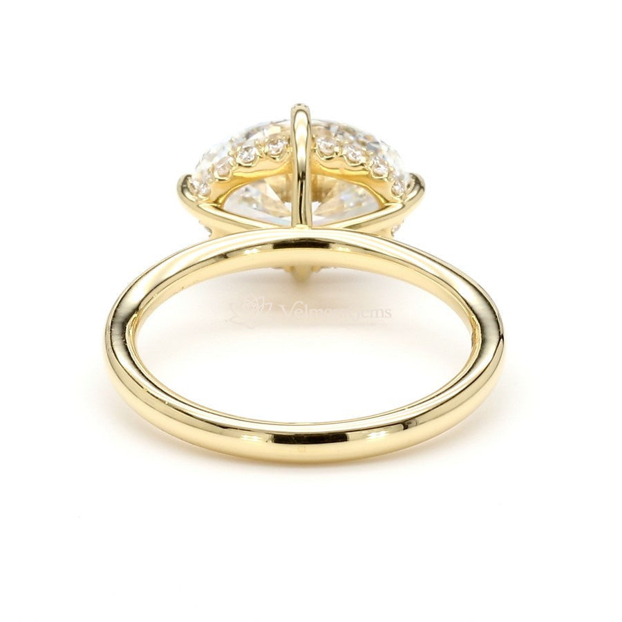 IGI Certified Lab-Created Diamond Oval East-West Hidden Halo Ring F VS)