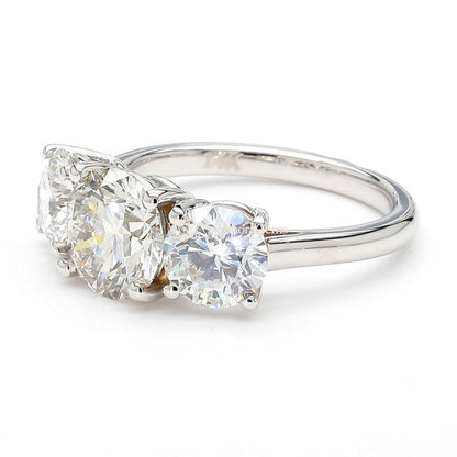 IGI Certified Lab-Created Diamond Round 3 Stone Ring F VS)