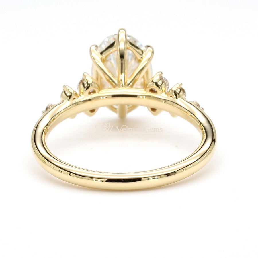 IGI Certified Lab-Created Oval Diamond Cluster Ring F VS)