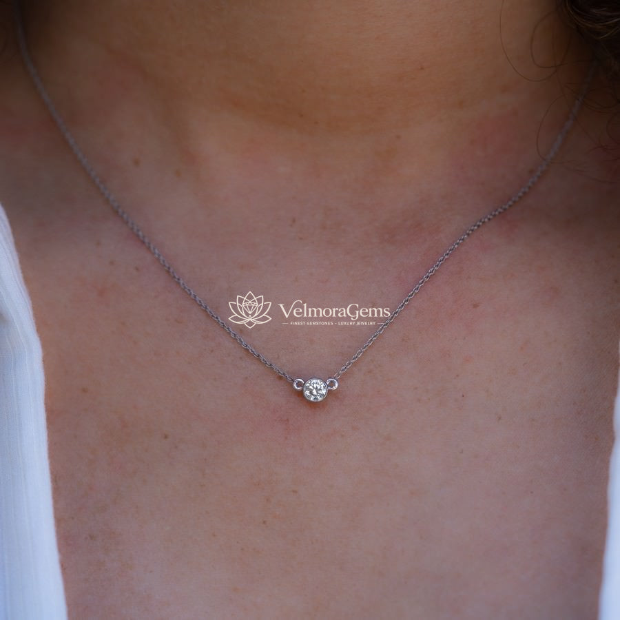 Lab-Created Diamond Bezel Pendant Necklace F-G SI)