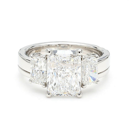IGI Certified Lab-Created Radiant Cut Diamond 3-Stone Ring F VS)