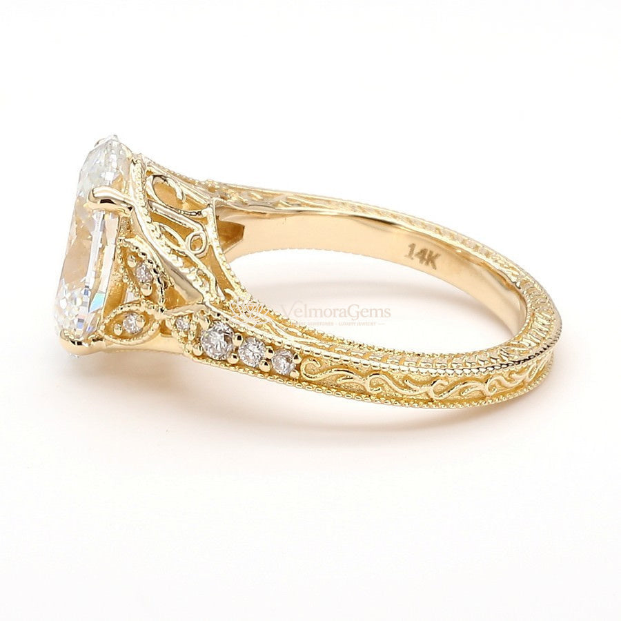 IGI Certified Lab-Created Diamond Oval Antique Ring F VS)